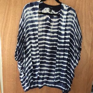 NWOT Blue & White Tie Dye Kimono